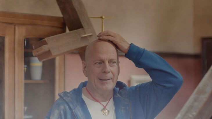 Bruce Willis es Doraemon para un anuncio japonés